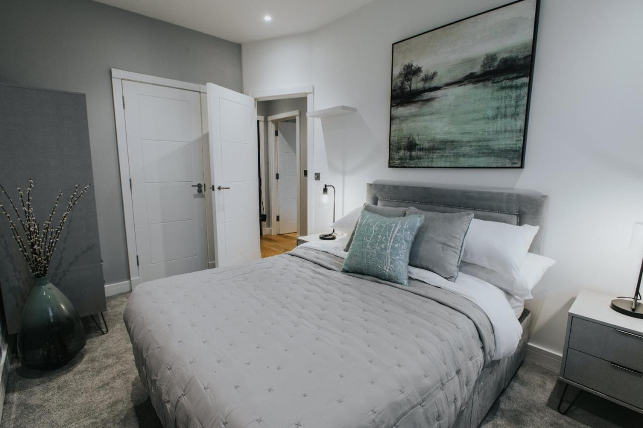 Circa17- Entire Apt, Free Parking, Gym, City Central & Free Netflix 브랙넬 외부 사진