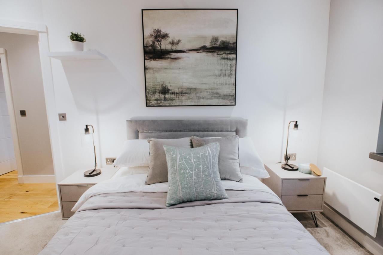 Circa17- Entire Apt, Free Parking, Gym, City Central & Free Netflix 브랙넬 외부 사진